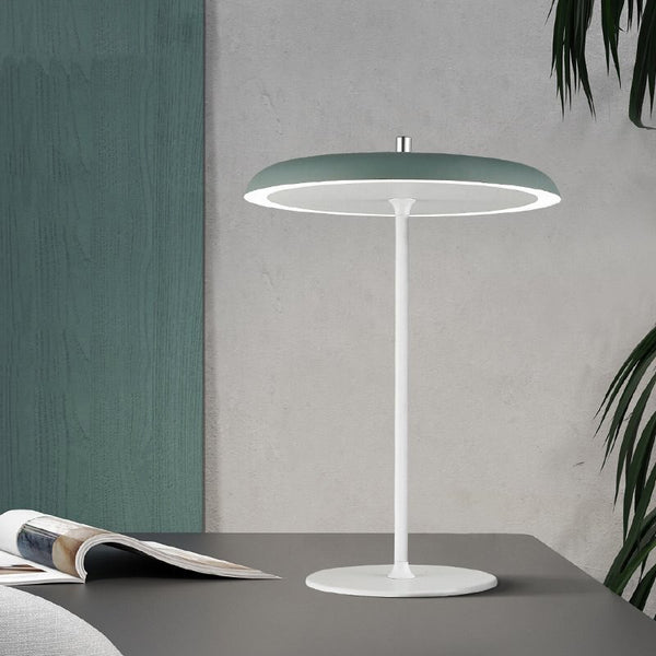 Lampe à poser Mezzo en Métal, au style Moderne pour votre intérieur