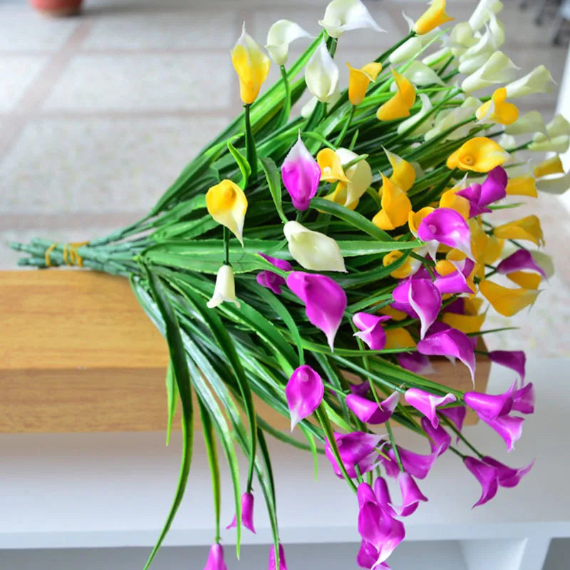 bouquet de 25 têtes de mini calla artificiel décoration florale élégante