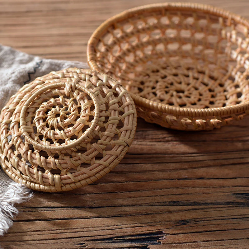 panier rond en rotin tressé pour rangement et pique-nique