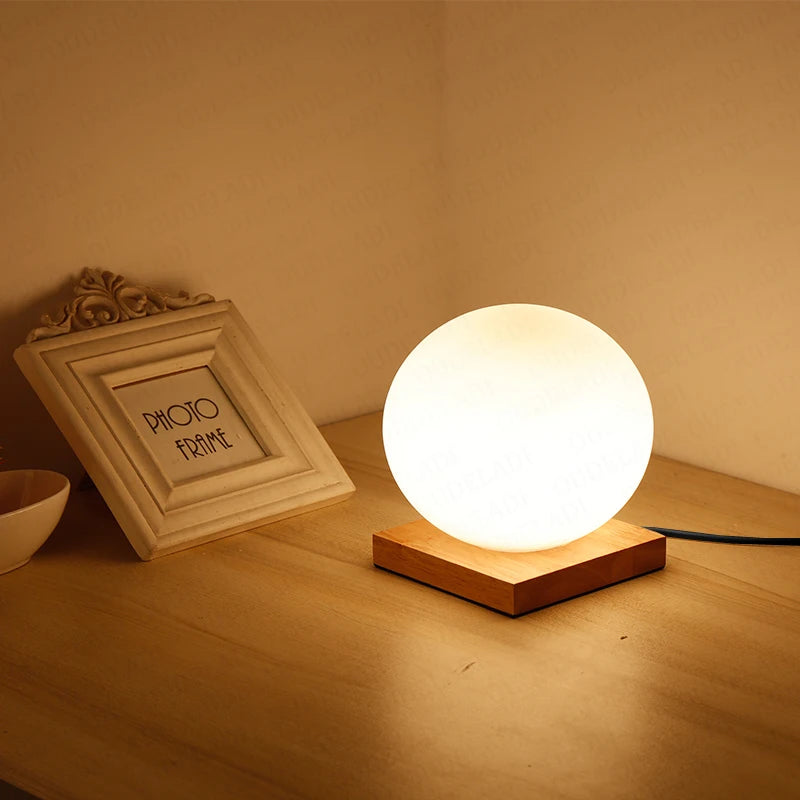 Lampe de table boule de verre Simple