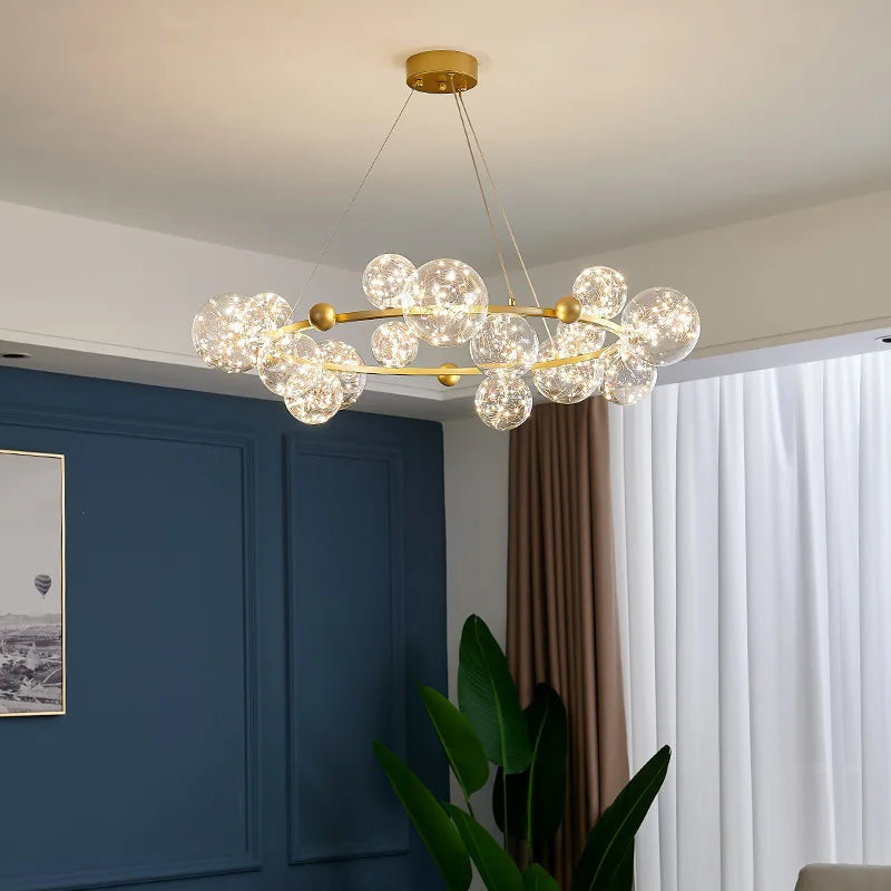 lustre moderne de luxe avec anneaux led et boule de verre