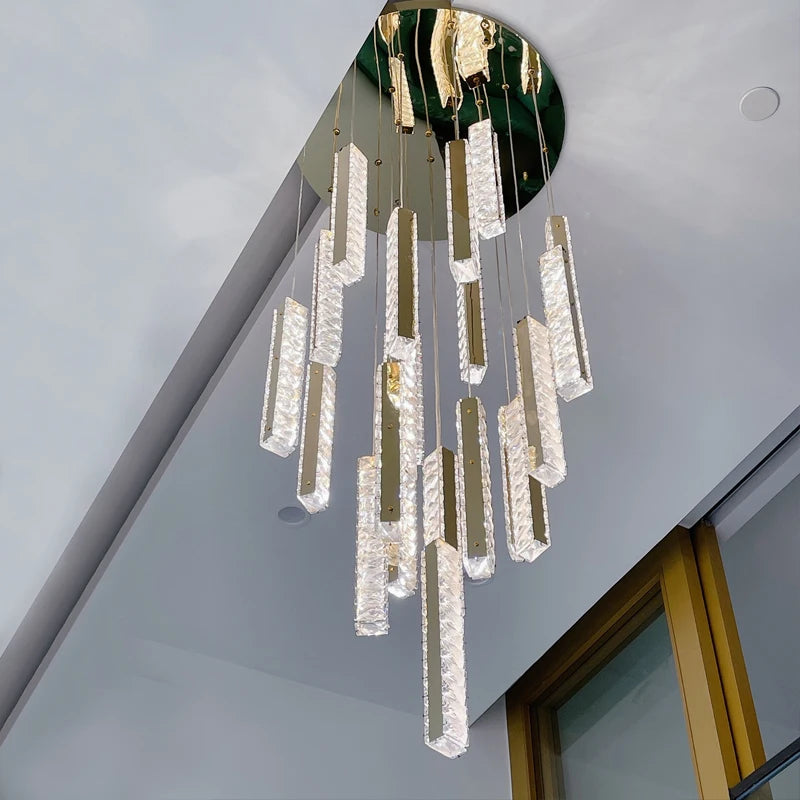 lustre en cristal led doré pour éclairage intérieur élégant et raffiné