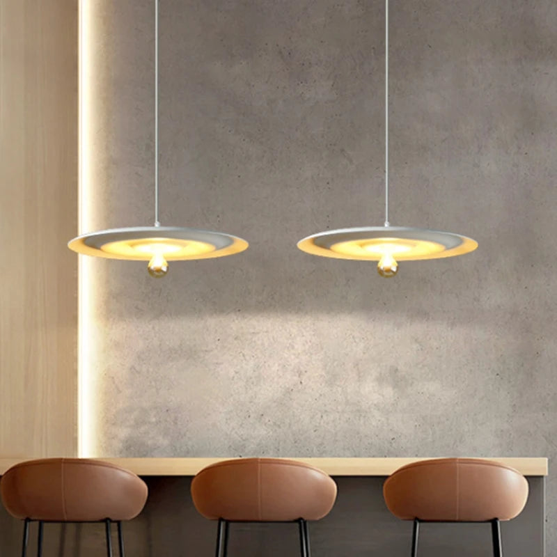 suspension nordique en fer design minimaliste pour un éclairage moderne