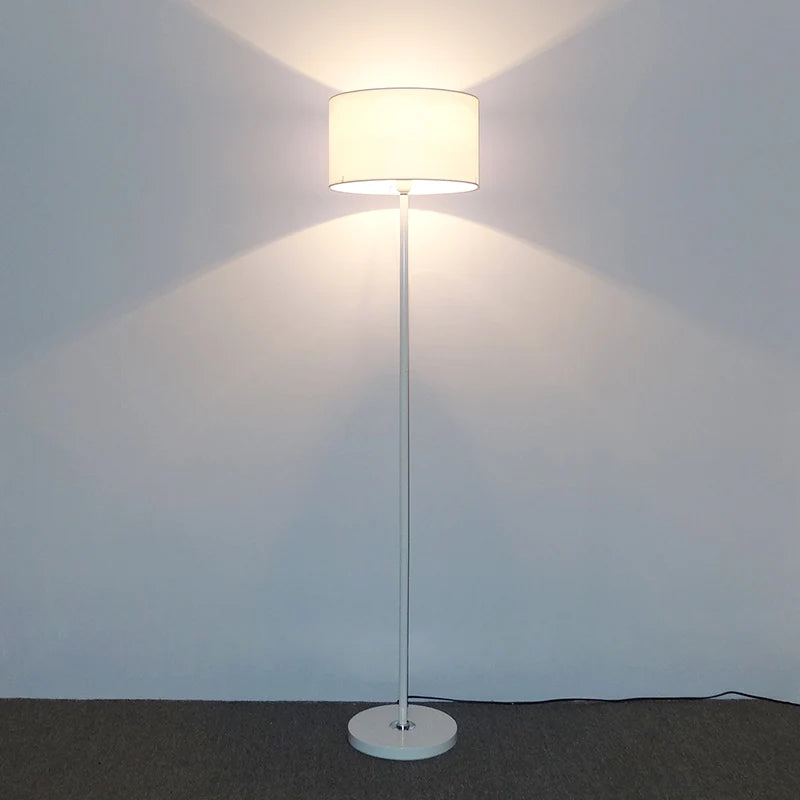 lampe de chevet minimaliste avec interrupteur à pied créatif