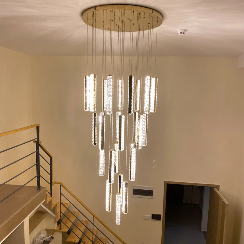 lustre en cristal led doré pour éclairage intérieur élégant et raffiné