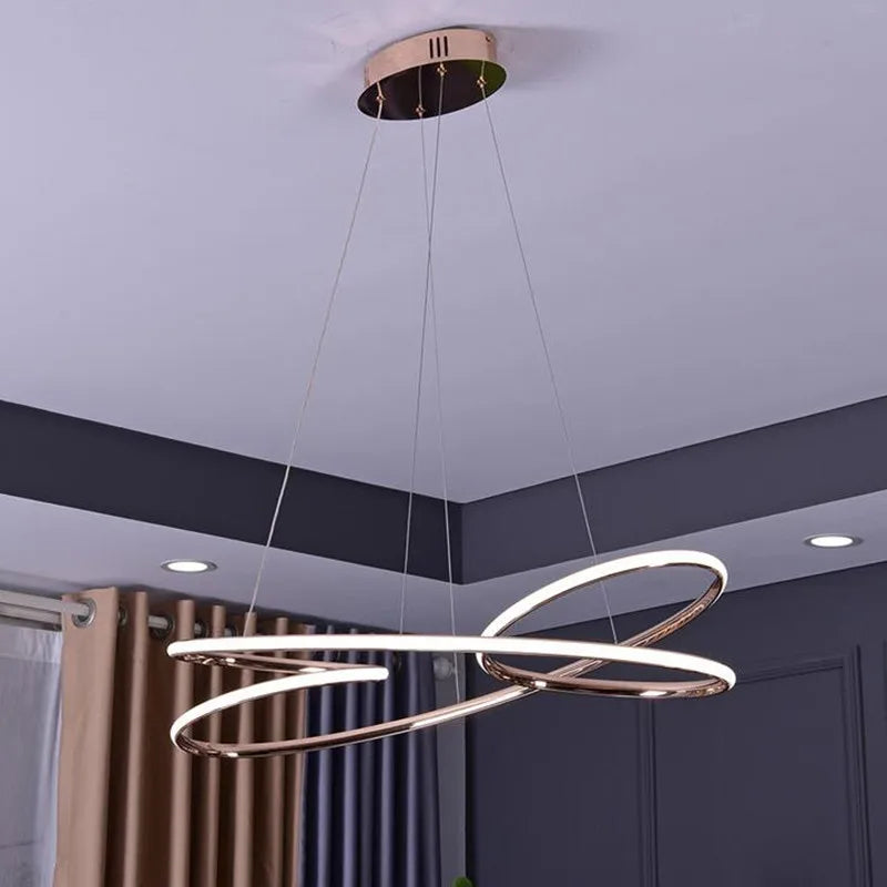 suspension moderne en aluminium design pour intérieur élégant