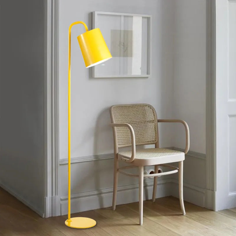 lampadaire décoratif design nordique pour un intérieur tendance