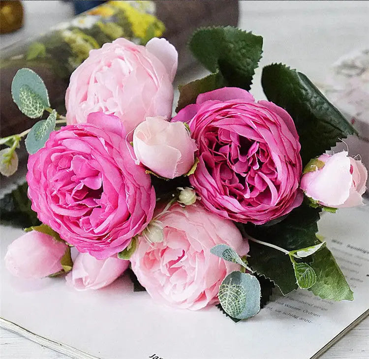 beau bouquet de fleurs artificielles pour mariage et décoration