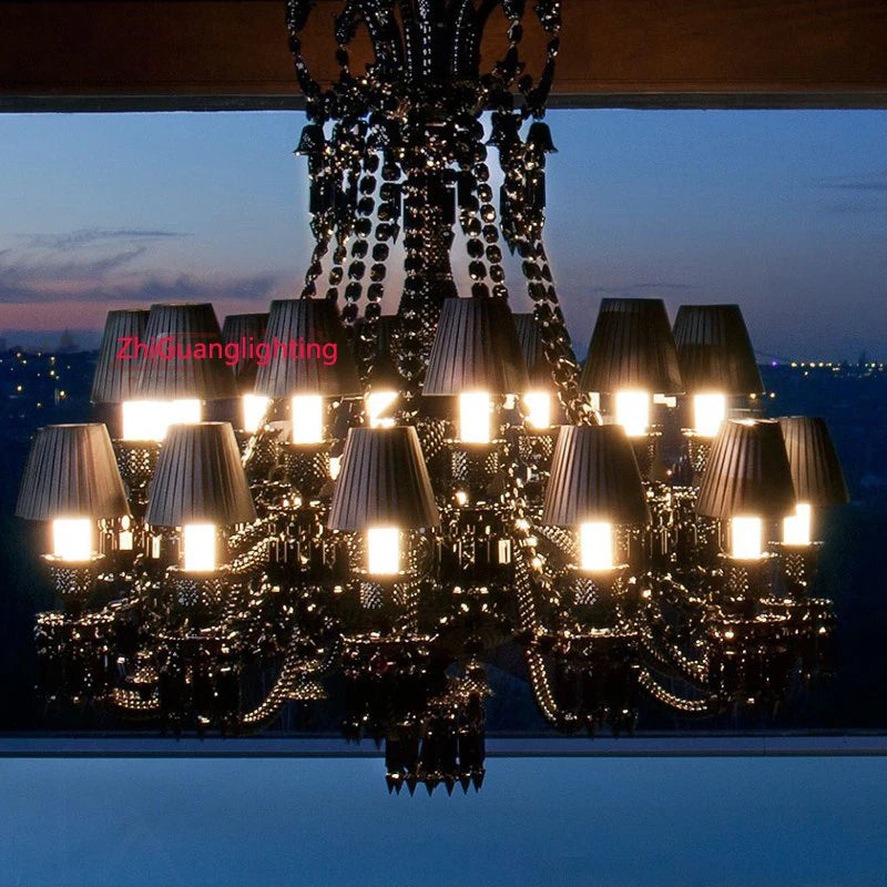 lustre en cristal noir pour un éclairage luxueux et élégant