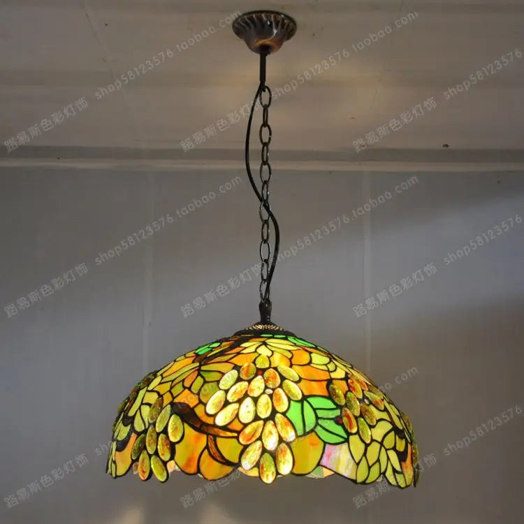 lustre antique en style européen avec feuilles vertes décoratives