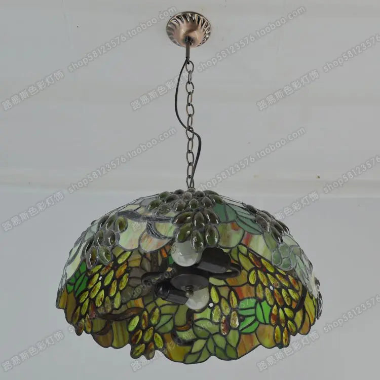 lustre antique en style européen avec feuilles vertes décoratives