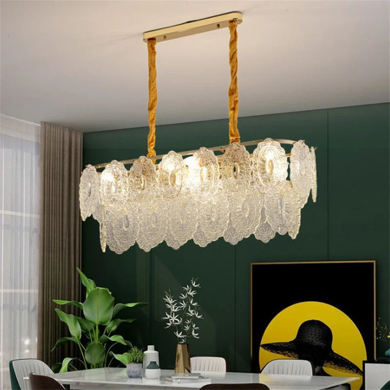 lustre en cristal moderne design luxe pour une ambiance élégante