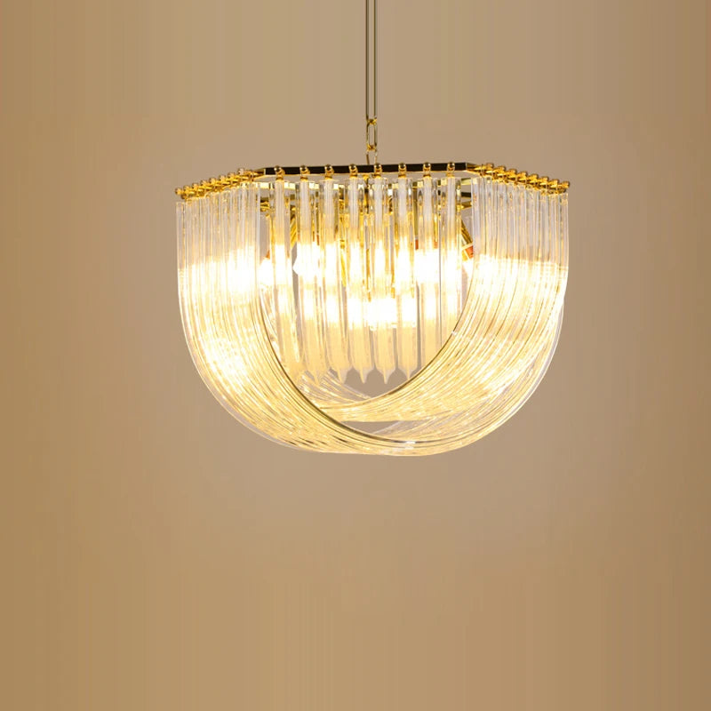 lustre suspendu design en chrome et argent pour éclairage moderne