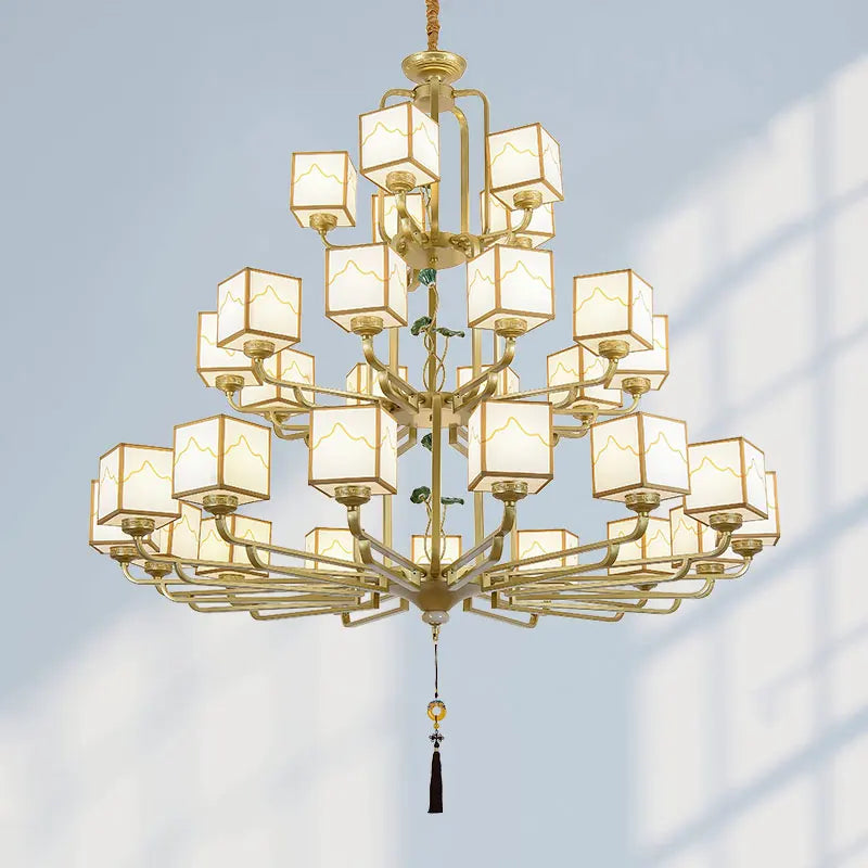 lustre chinois classique doré design pour intérieur élégant