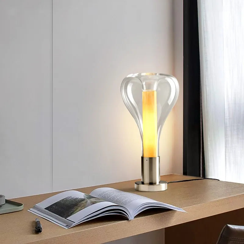 lampe à poser moderne design nordique pour intérieur minimaliste