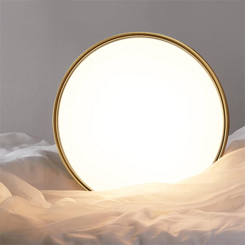 plafonnier led rond minimaliste en cuivre pour allée couloir