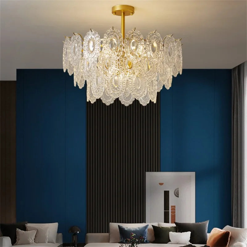 lustre en cristal moderne design luxe pour une ambiance élégante