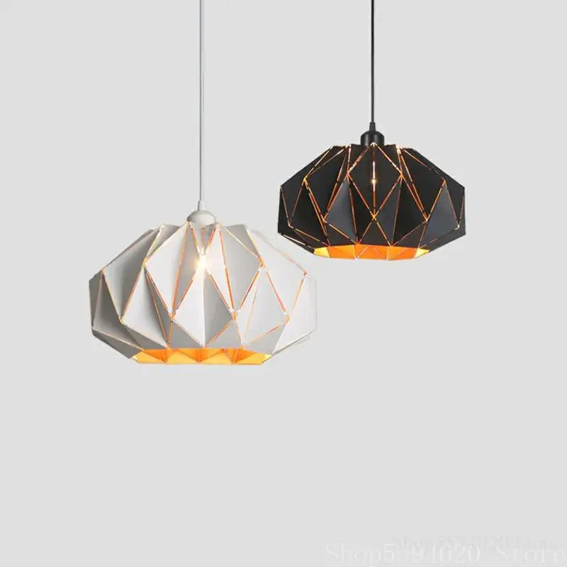 lustre moderne en fer design nordique pour intérieur élégant