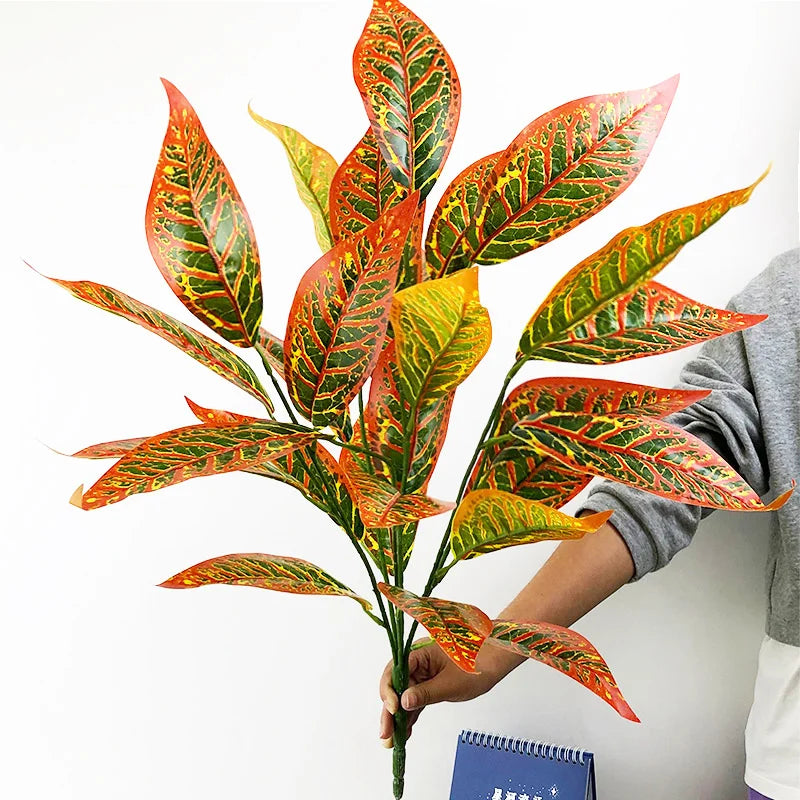 grande plante tropicale artificielle avec feuilles pour décoration intérieure