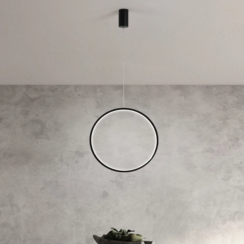 suspension circulaire moderne idéale pour bar ou cuisine