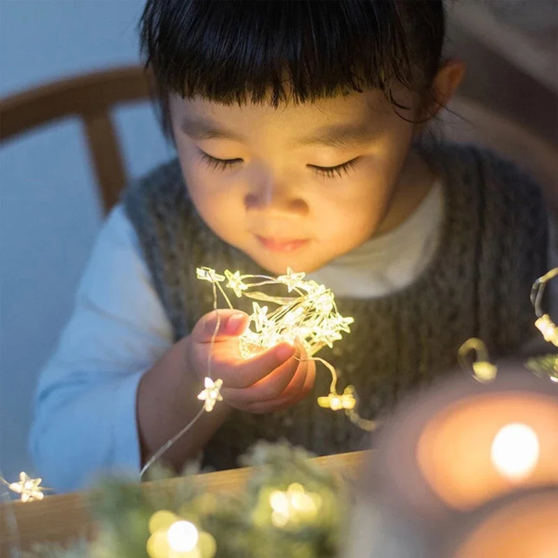 guirlande lumineuse en cuivre avec étoiles décoratives à piles