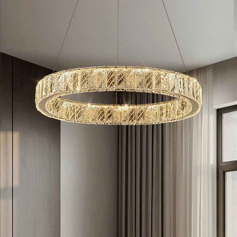 lustre moderne en cristal pour un éclairage élégant