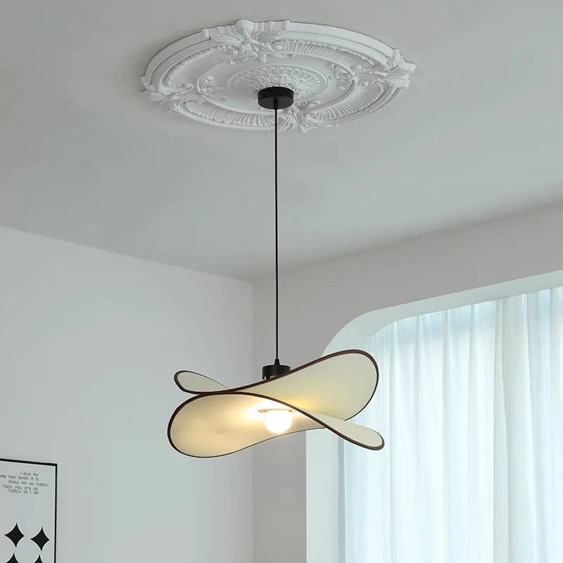 suspension moderne en tissu pour intérieur élégant et chaleureux