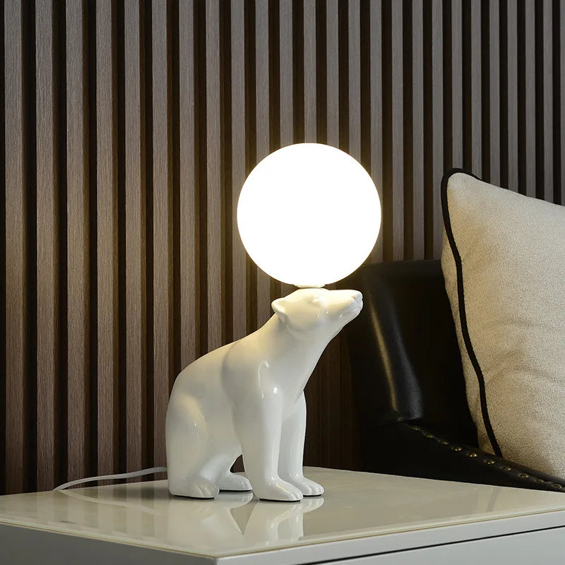 Nordic Design Resin Bear Table Lamp Led Desk Light with Glass Ball for Bedroom