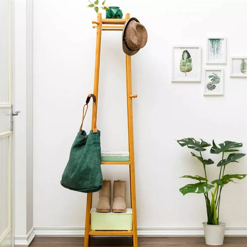 porte-manteau en bambou sur pied avec étagère de rangement