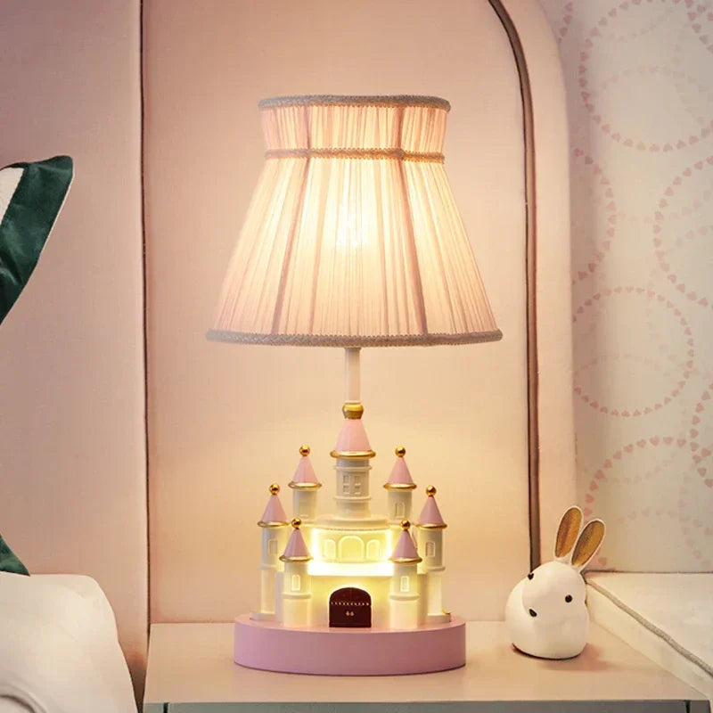 lampe de table moderne château princesse pour chambre enfant