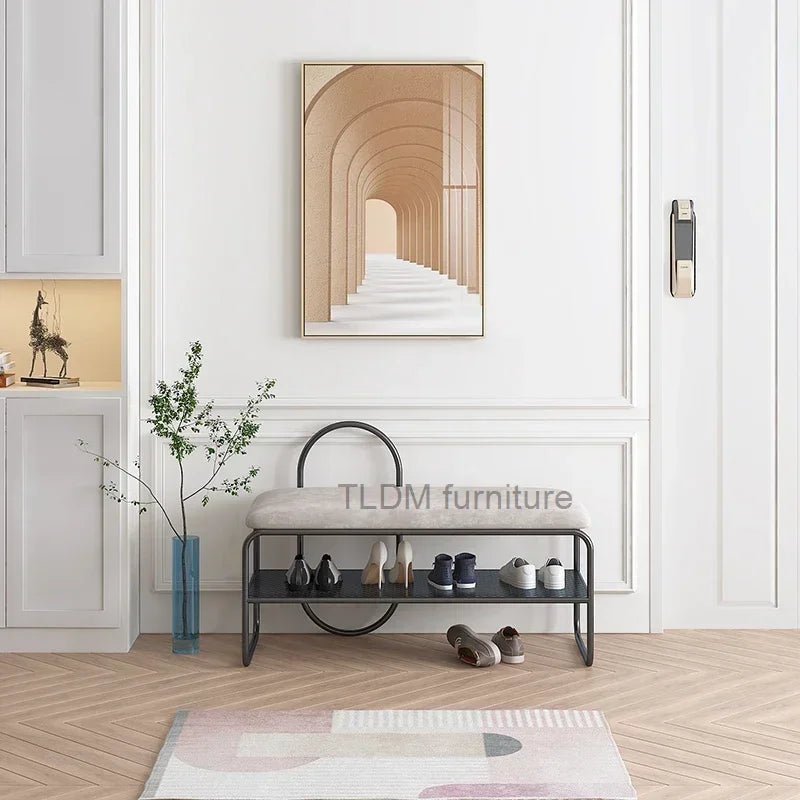 banc de rangement minimaliste pour chaussures et rangement