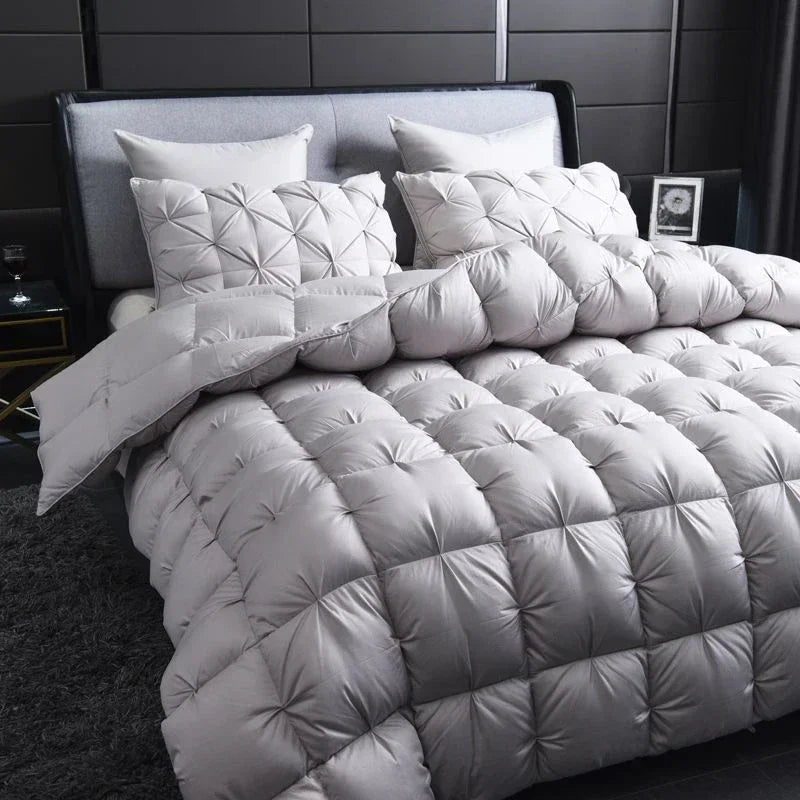 couette en duvet d'oie chaude pour l'hiver épaisse et luxueuse