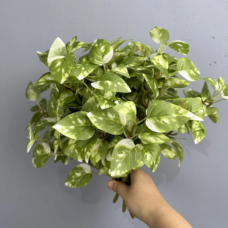 feuilles artificielles en plastique pour décoration florale intérieure