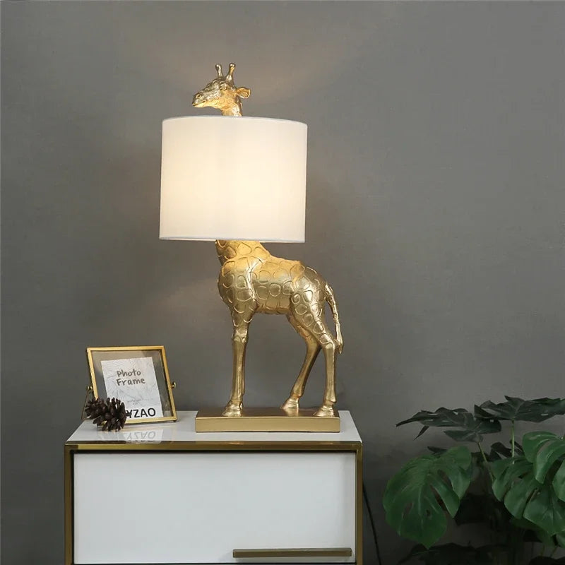 lampe de bureau design moderne girafe en résine éclairage créatif