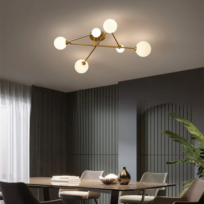 lustre moderne en cuivre design pour intérieur élégant