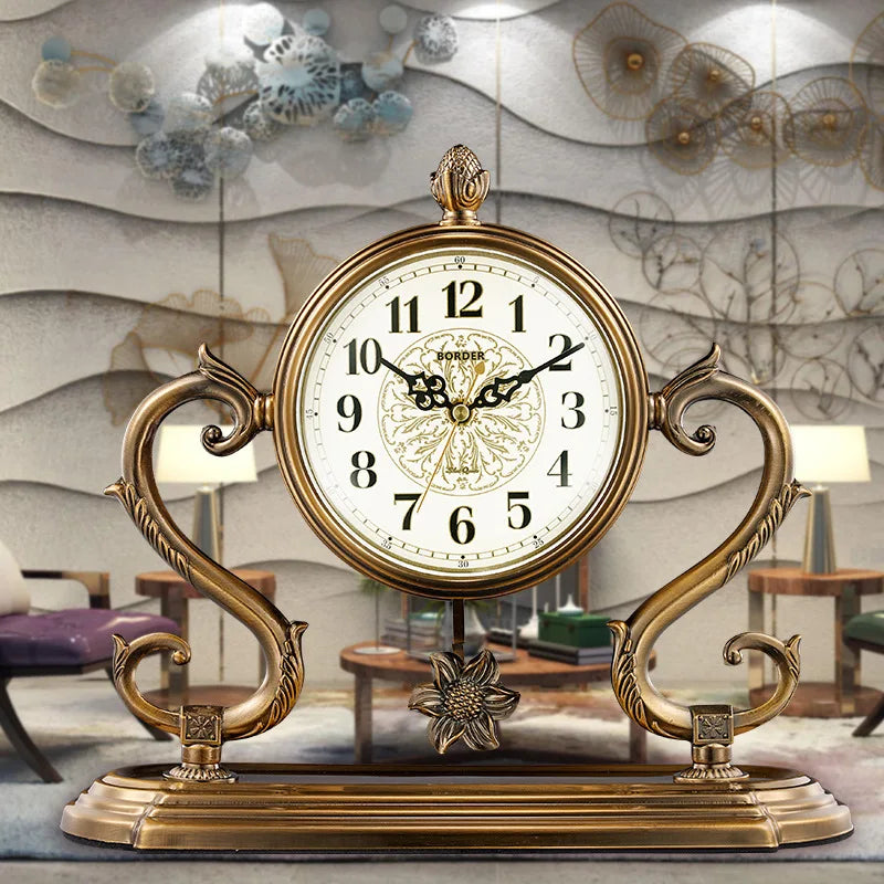 horloge de table européenne en métal plaqué cuivre élégant design luxe