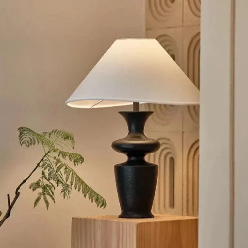 lampes de table modernes en bois et tissu pour décoration intérieure