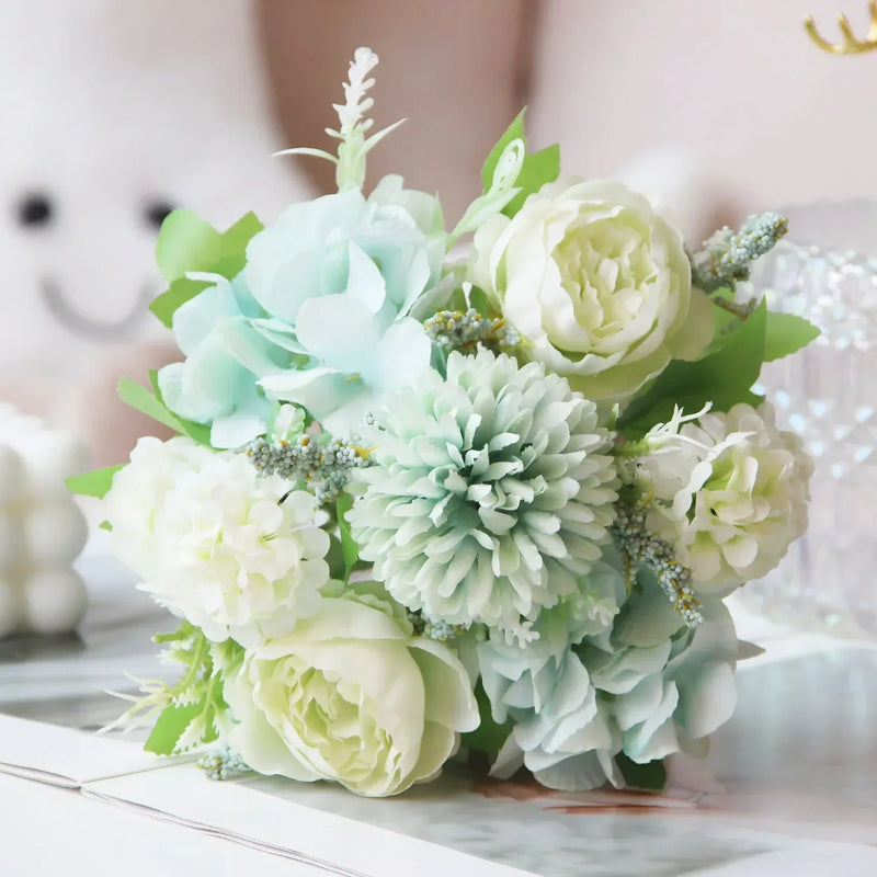 bouquet d'hortensias de pivoines artificielles pour décoration festive