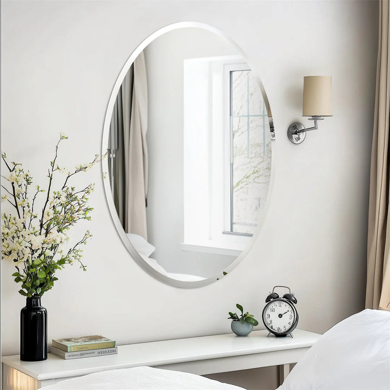 miroir décoratif ovale sans cadre pour intérieur élégant