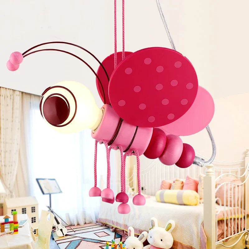 suspension abeille pour chambre enfant style princesse dessin animé