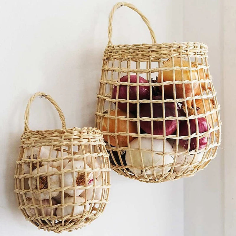 panier mural suspendu boho en osier pour fruits et légumes