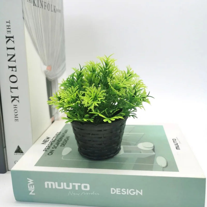 mini plante artificielle en pot pour décoration et événements festifs