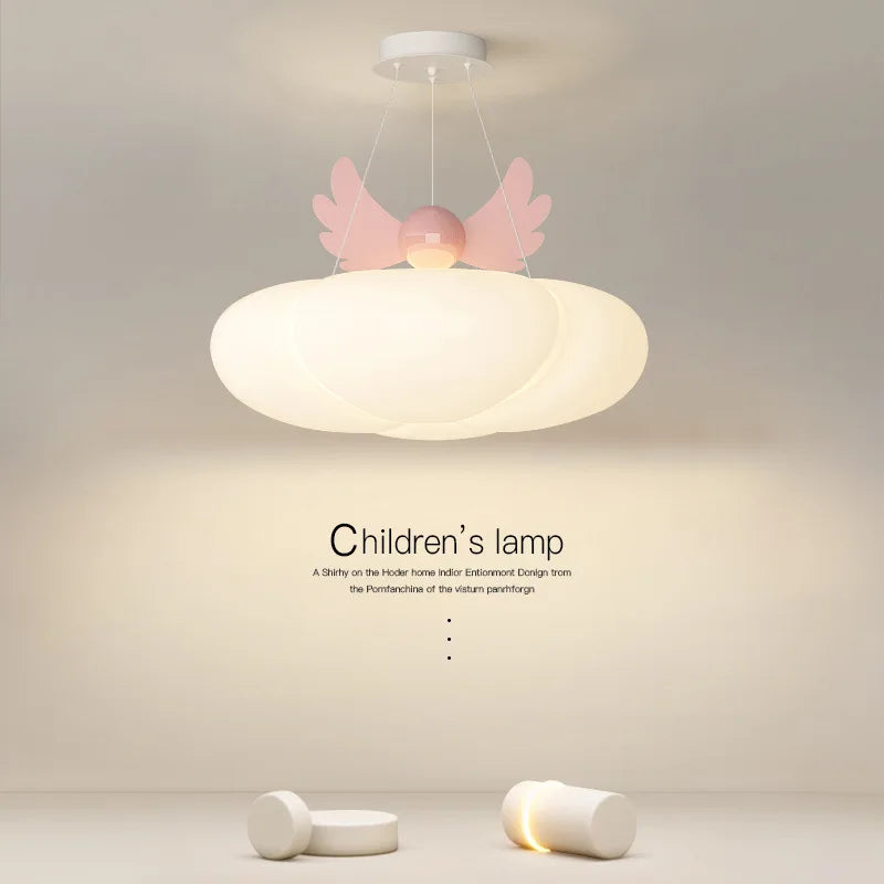 lustre mignon nuage ailes d'ange pour chambre de bébé