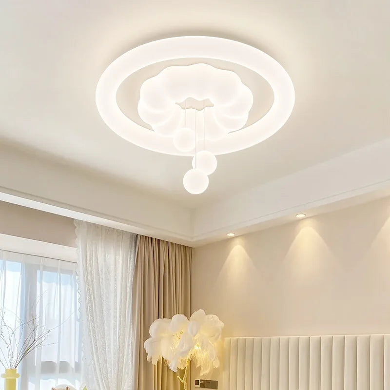 plafonnier nuage pour chambre d'enfant style crémeux et ludique