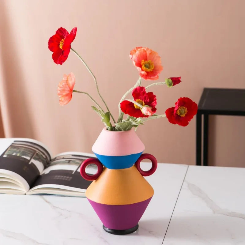 vase en céramique moderne pour décoration florale élégante