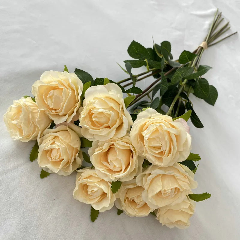 bouquet de roses artificielles pour décoration de mariage et jardin