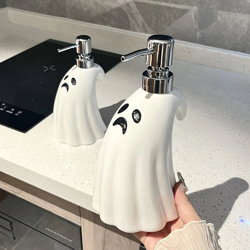 bouteille désinfectant créative pour décorations Halloween salle de bain