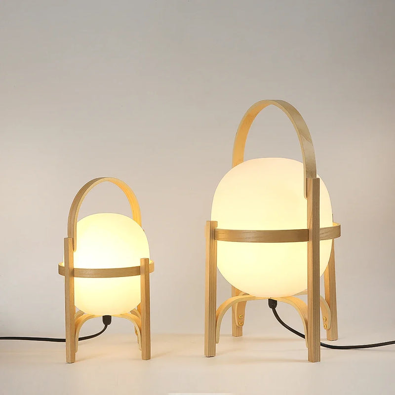 lampe de table en bois pour une décoration moderne et simple