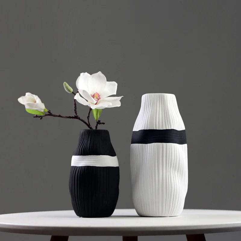 vase en céramique à rayures pour fleurs séchées décoratif