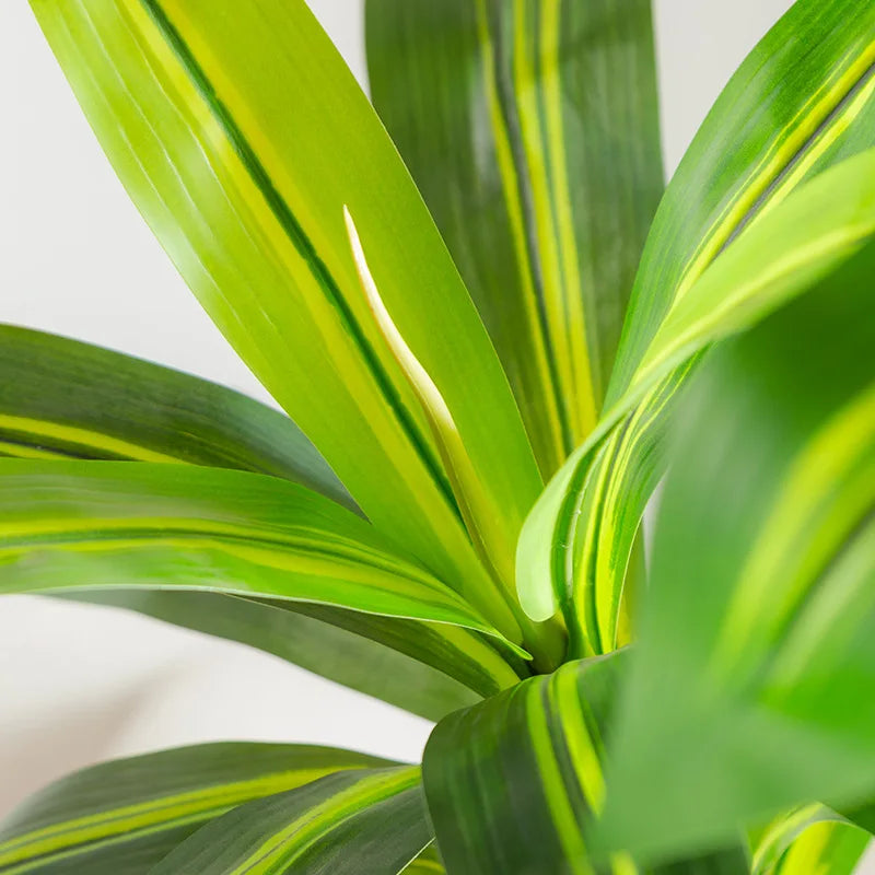 arbre artificiel en pot décoration intérieure verte bois brésilien